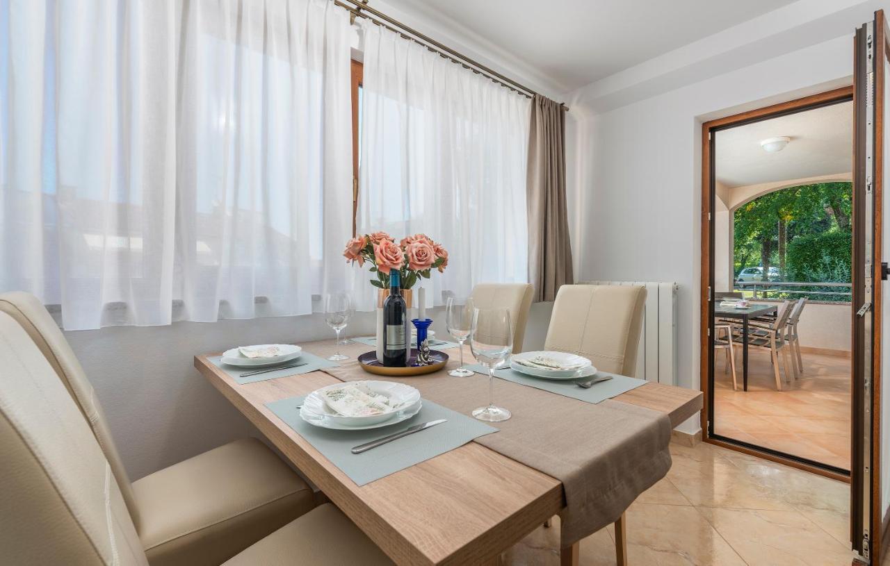 Apartments Villa Ana Porec Luaran gambar