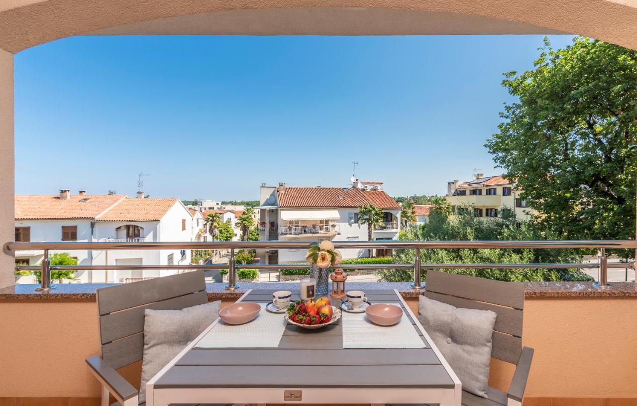 Apartments Villa Ana Porec Luaran gambar