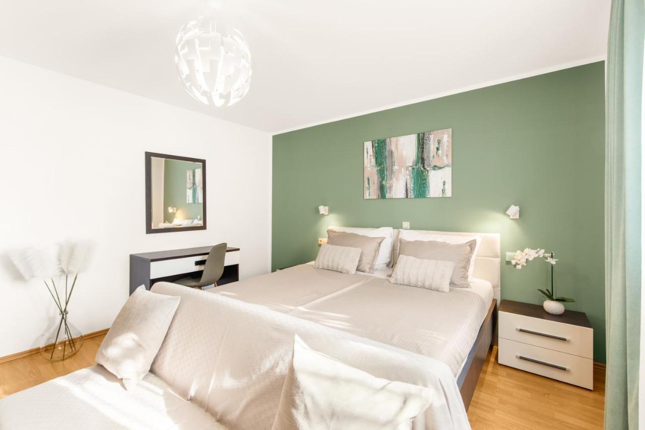 Apartments Villa Ana Porec Luaran gambar