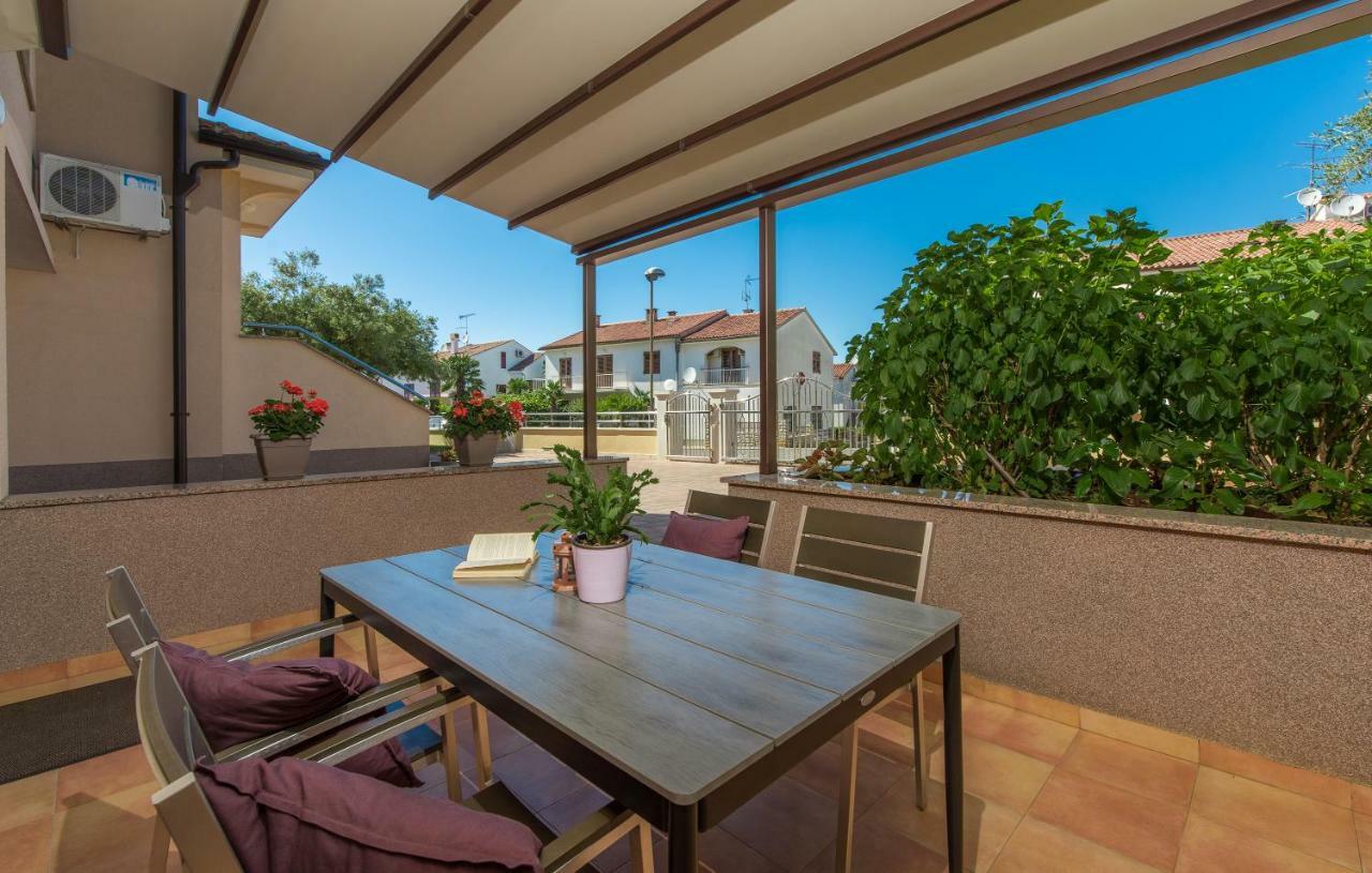 Apartments Villa Ana Porec Luaran gambar